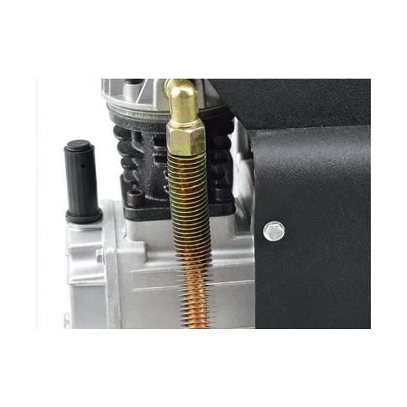 Geko mobil olajos kompresszor 8L 118L/min 8 Bar